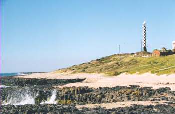 Bunbury beach and lighthouse